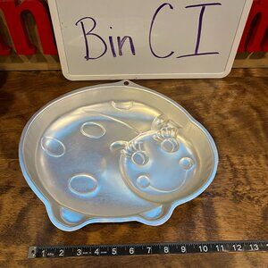 Wilton cake pan Ladybug Vintage